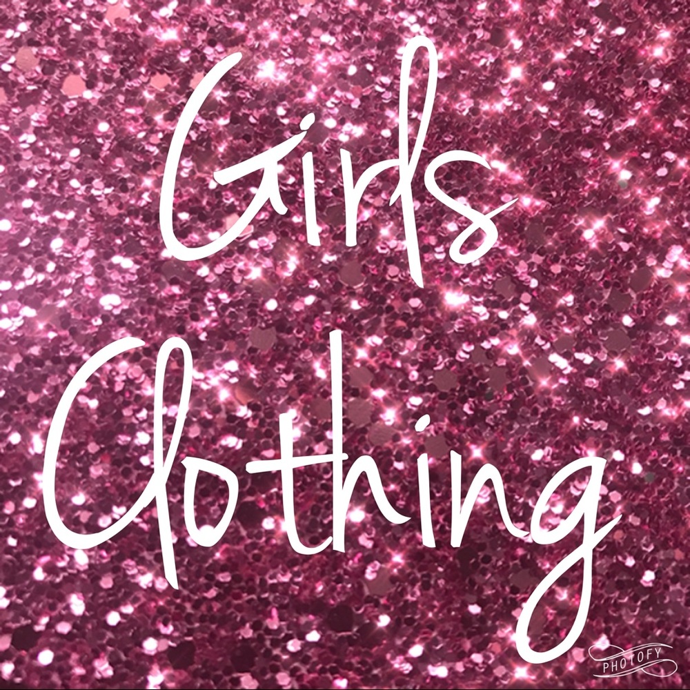 Lots of girls clothing! I love bundles and offers!